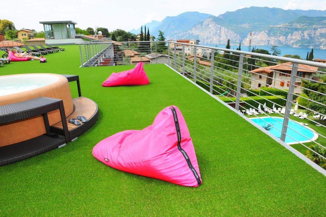 Park Hotel Val Di Monte ***S มัลเชซิเน ภายนอก รูปภาพ