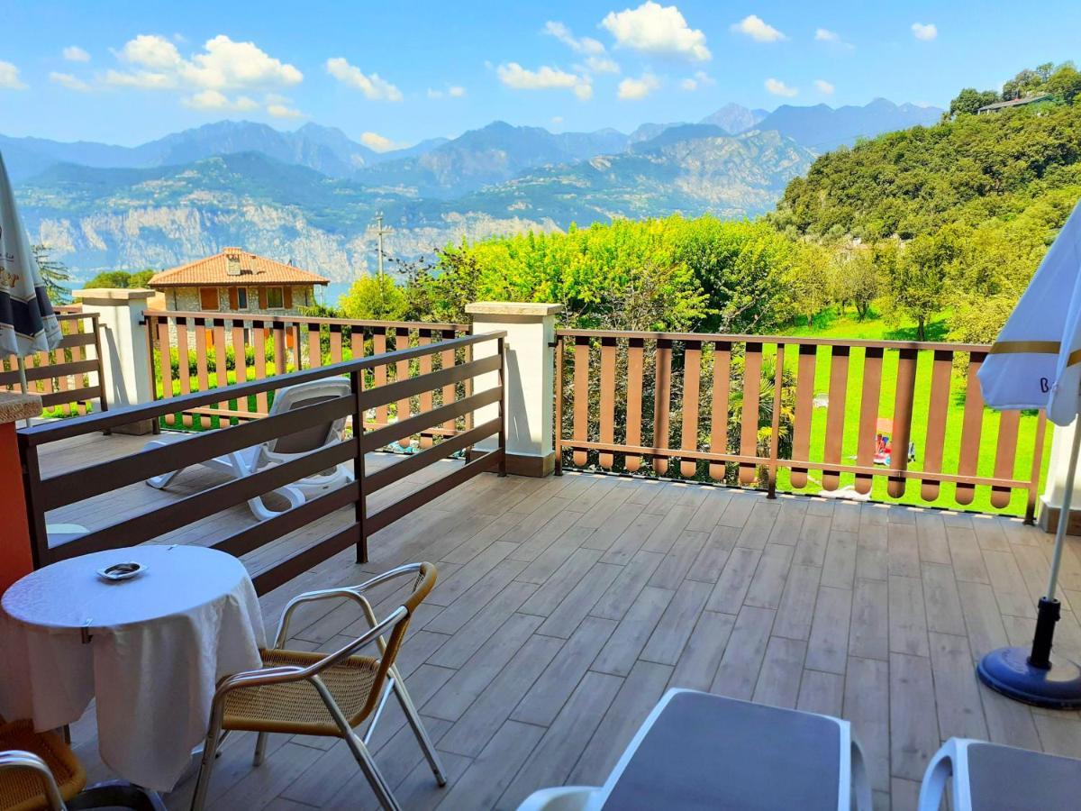 Park Hotel Val Di Monte ***S มัลเชซิเน ภายนอก รูปภาพ