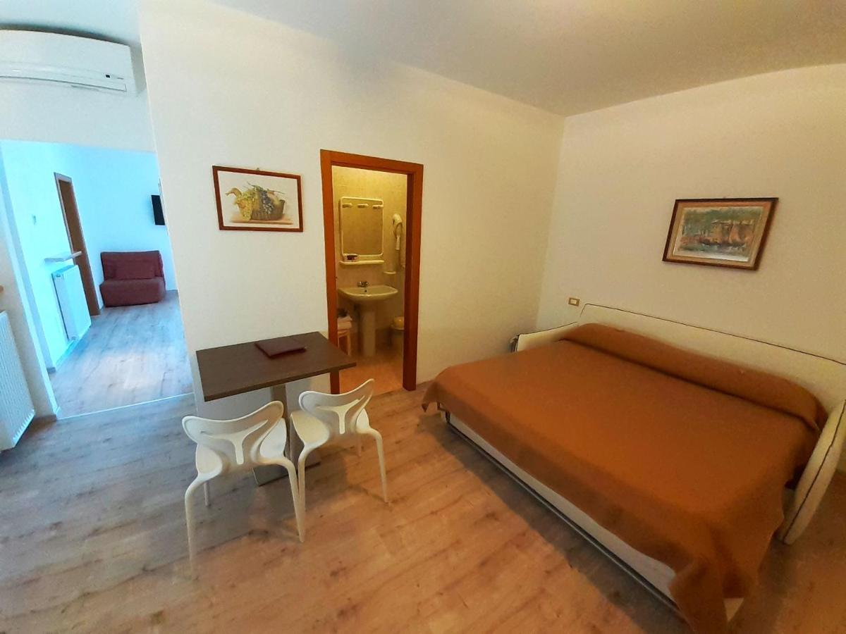 Park Hotel Val Di Monte ***S มัลเชซิเน ภายนอก รูปภาพ