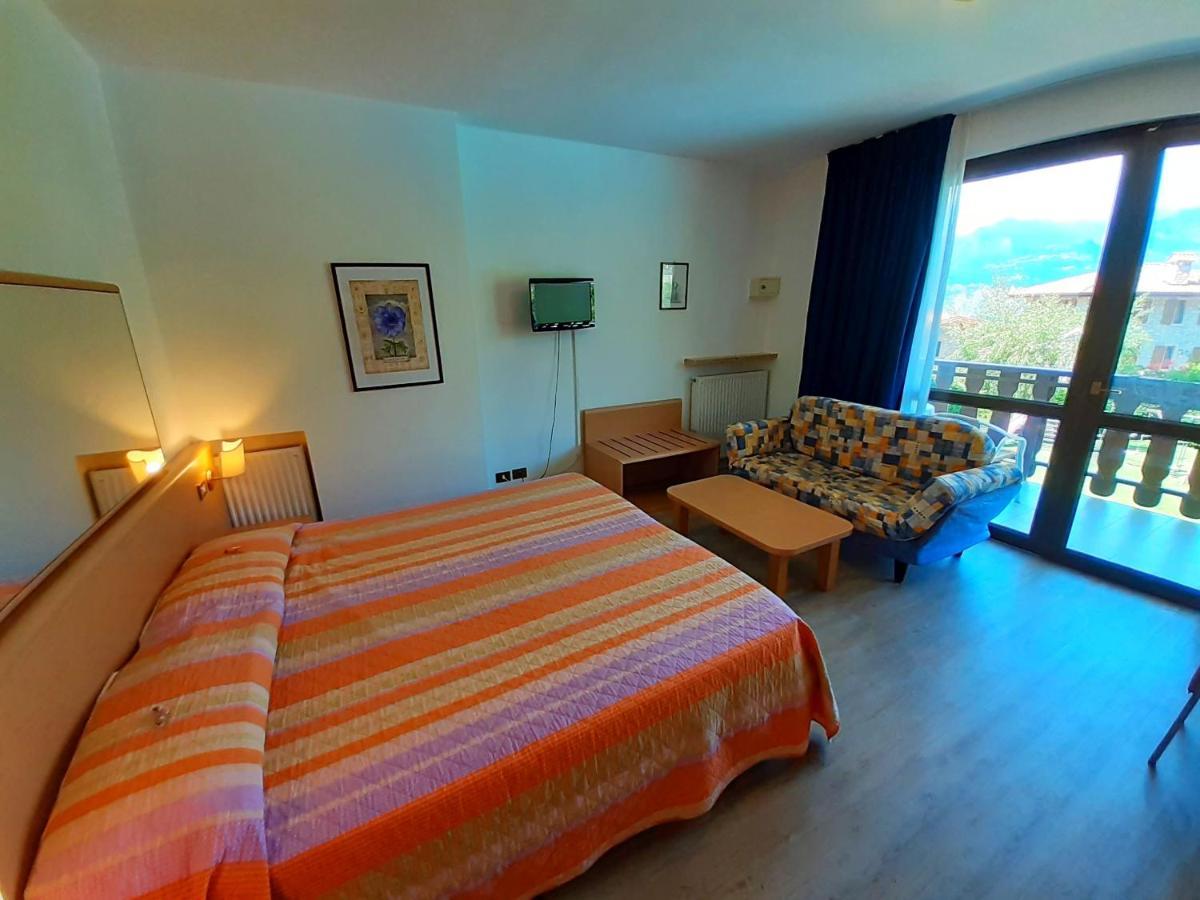 Park Hotel Val Di Monte ***S มัลเชซิเน ภายนอก รูปภาพ